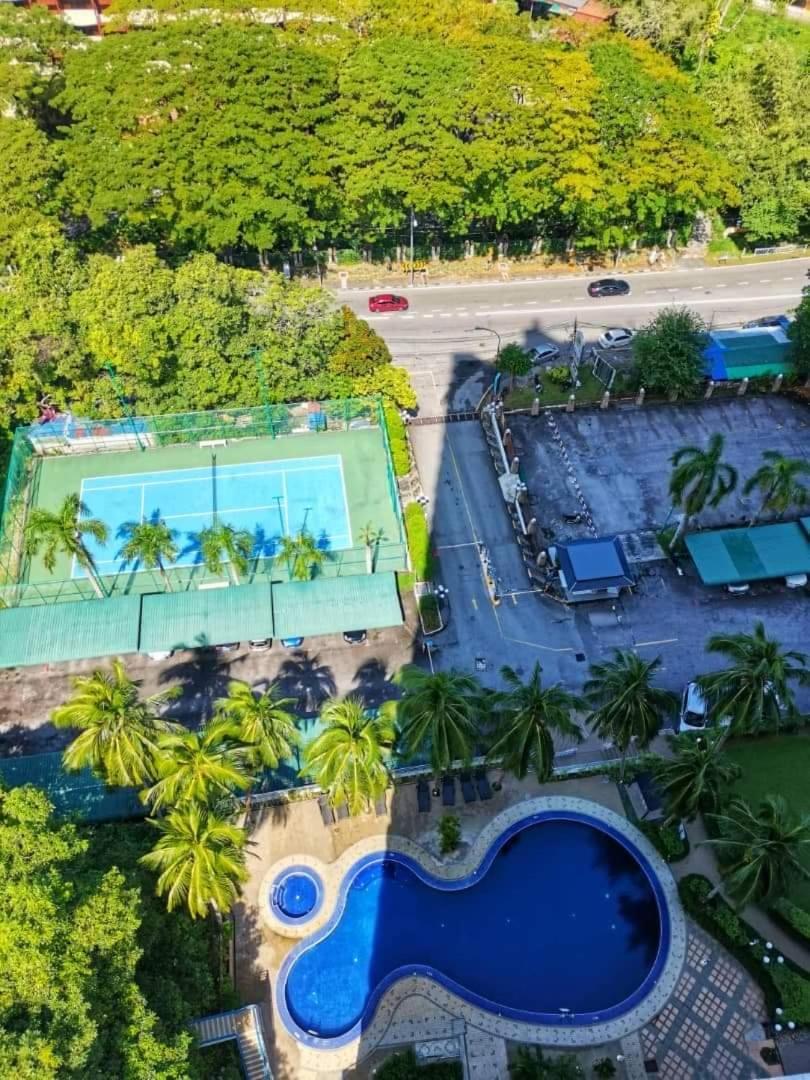 Airbnb At Sri Sayang Batu Ferringhi Beach Exterior foto