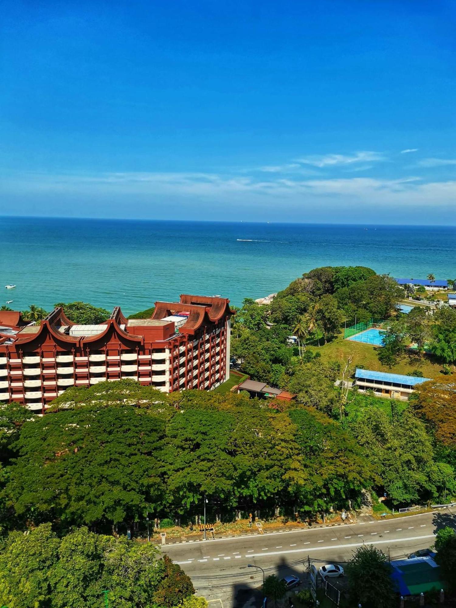 Airbnb At Sri Sayang Batu Ferringhi Beach Exterior foto